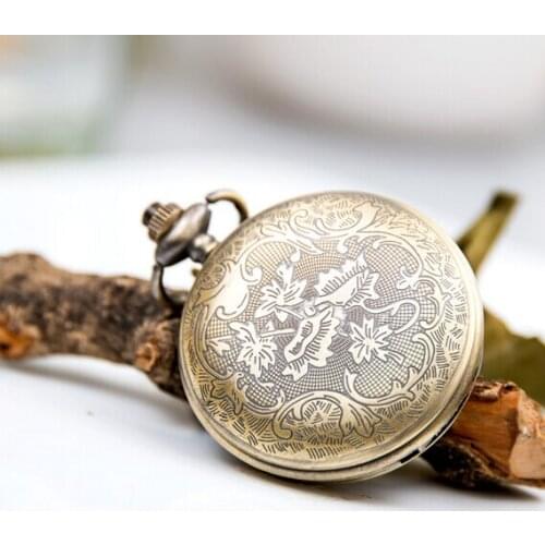 Good quality low price Vintage bronze Big size toothed wheel quartz pocket watch necklace pendant wholesale
