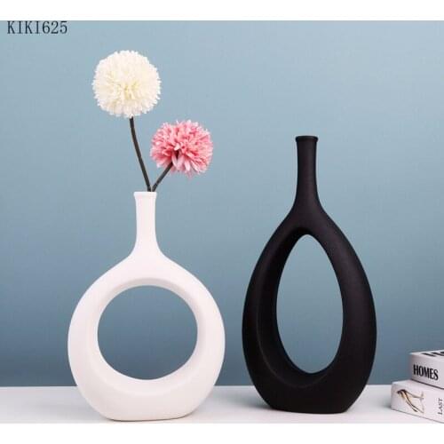 Creative Shaped Hollow Ceramic Vase Hydroponic Flower Arrangement Container Countertop Vase Porcelain Crafts Home Decoration New