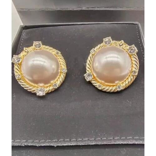 Hot Brand Fashion Pearl Jewelry Gold Color Earrings Paris Unique Round Resin Pearls Design Date Top Wedding Party Fine Earrings