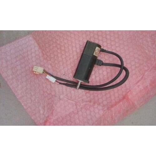 R88M-U10030VA-S1 SERVO MOTOR , used in good condition . 80% appearance new , good working , free shipping