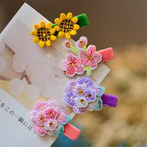8pcs/Lot Hot Small Fresh Velvet Hairpins Kids Embroidery Cartoon Flower Hair Clips for Girls Barrettes Girls Hair Accessories