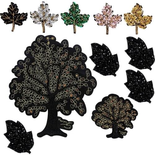 Black Leaf Handmade Beaded Motifs Patches Leaves Maple Embroidery Sew on Applique Fabric Badge DIY Garment Accessories TH1635
