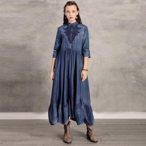 Speed sell through selling womens spring 2020 new big yards bull-puncher retro embroidery his dress 82190