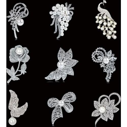 Assorted Designs Crystal Diamante Imitation Pearl Brooches Fashion Flower Plant Brooch Pins for Wedding or Dress Decorations AD0