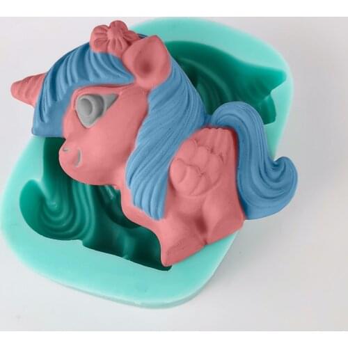 PRZY Unicorn Mold Pony Soap Molds Handmade Mould Cute Childrens Soap Silicone Molds Fondant Clay Resin Candle Mould DW0270