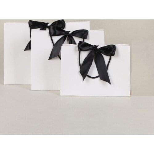 28*9*20cm Green/white/pink Paper bag Festival gift bags with handles Ribbon Shopping Clothing Cosmetic bags 10pcs