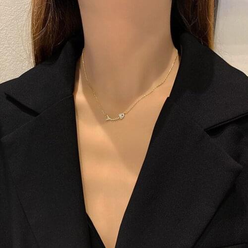 Jewelry on the neck fishbone pendant clavicle chain high-quality temperament small fishbone necklace female