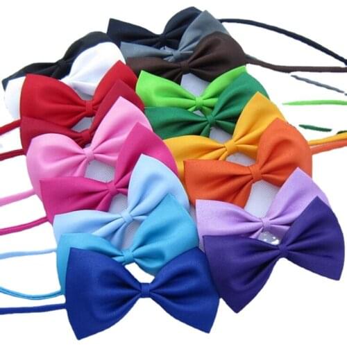 Pet Dogs and Cats Bows Small Dogs and Cats Bows Are Available In Different Colors Adjustable Neckband Necklaces, Pet Accessories
