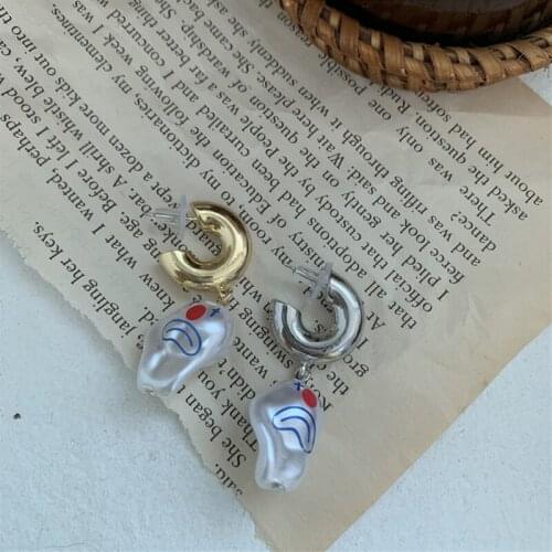 Baroque Clown Face White Pearl Drop Earrings Asymmetric Funny Clown Personality Unique Women Earrings Fashion Jewelry