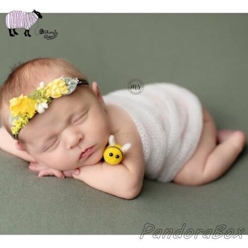 Newborn Photography Felt Props Wool Felted Bumble Bee Doll Baby Boy Girl Photo Shoot Posing Prop bebe fotografia Accessories