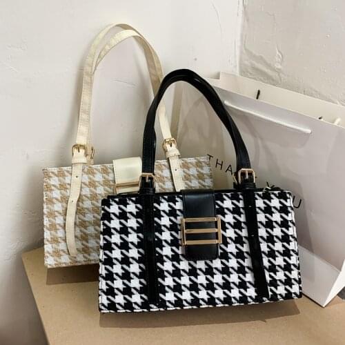 Female bag handbag 2021 new underarm bag fashion hit color personality embroidery thread all-match single shoulder bag