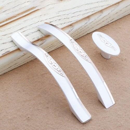 European Style Wardrobe Drawer Pulls Kitchen Cabinet Knobs and Handles Fittings For Furniture Handles Hardware