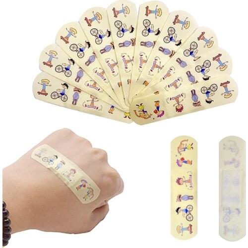 100Pcs Cartoon Waterproof Bandage Band-Aid Hemostatic Adhesive Aid Waterproof First Aid Emergency Kit for Kids Adhesive Bandage