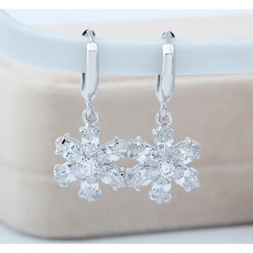 Horse Eye Earrings Inlaid With High-quality Aaa Zircon Earrings Elegant Jewelry