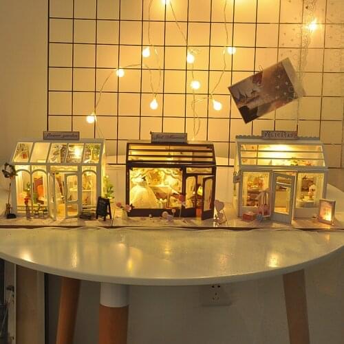 Toys For Children New Doll House Casa Diy Miniature Dollhouse With Dust Cover Furniture Birthday Gift TD24 TD25 TD26