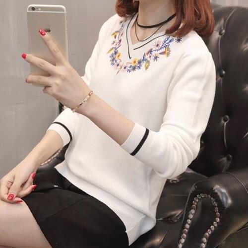 Of 2019 autumn outfit han edition long sleeve turtleneck collar embroidery knitwear joker render sweater with a female