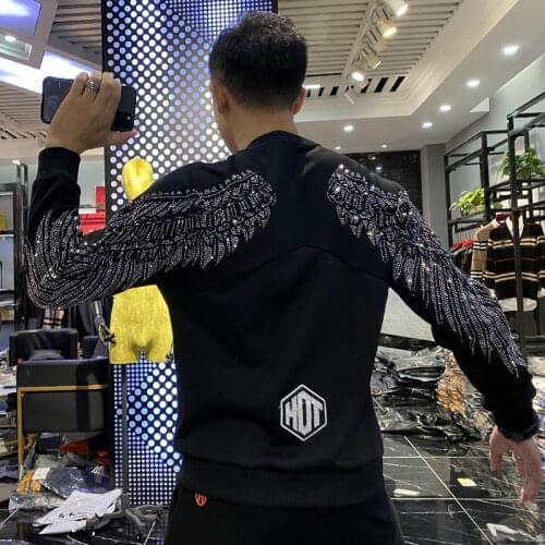 Fipyjip Men's Long Sleeve T-Shirts