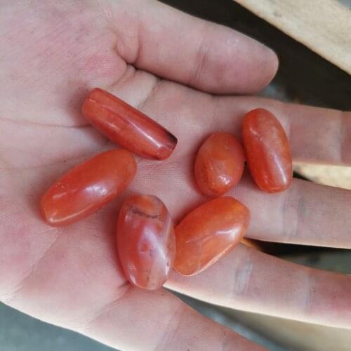 Natural Rare Precious Red Agate Ancient Beads Antique Irregular Primary Color Persimmon Red Loose Jewelry DIY Material