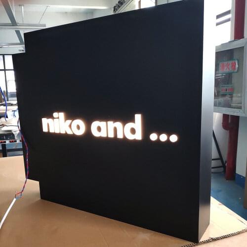 Customized Pupular SUS Light Box Exterior Raised Luminous Acrylic Letters Light Box Store Barbershop Nailsalon Waterproof