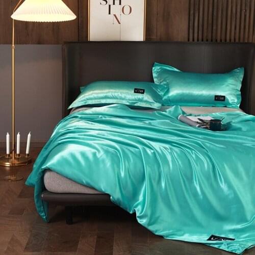 Summer Ice Silk Air Conditioning Quilt Single Double Is Cool and Comfortable Breathable Spring And Autumn Thin Summer Quilt