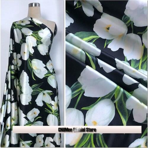 CNUM SP940 Pure Silk/ Tulips /Silk Fabric 92% Silk 8% Spandex Elastic/ Width 1.29yd Thickness 19mm/ Unit: meter