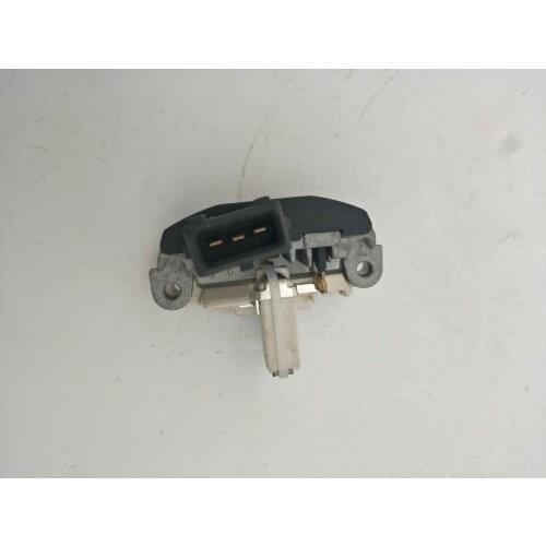 Good Quality Alternator Regulator For B-MW 323 328 528 2.5L OEM:1197311506 1197311545 1197311557 138999 IB545 VR-B238 04-025