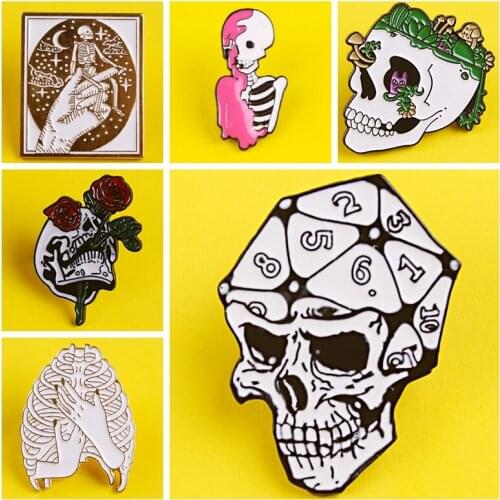 DIY Punk Skull Enamel Pin Pattern Metal Badges Pin and Brooches for Women Men Lapel pin Creative Gift backpack bags badge jacket