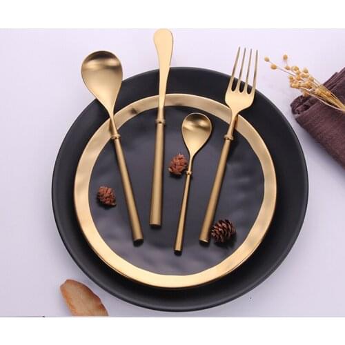 Retro European Cutlery Set Luxury Creativity Eco Friendly Western Spoon Fork Knife Set Stainless Steel Servies Table Art EK50DS