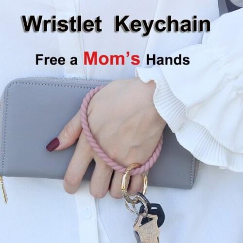 Free a Moms Hands Stylish Wristlet Keychain Oversized Key Chains Big O Silicon Keyrings Large Keys Holder Gifts for Women