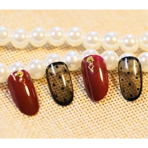 Yunail New Arrival 24 pcs ShinningShort Fake Nails Glitter Nude Nail Tips with Design in box cute Nials for Daily Office