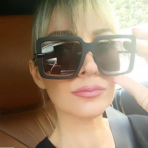 Brand Design Shades Sunglasses Women Men Traveling Square Sun Glasses for Woman Green Glasses Oculos zonnebril dames UV400