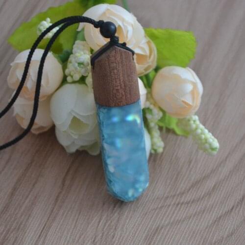 Leanzni Vintage Necklaces