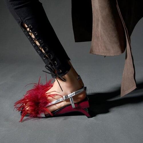 Latest Summer Women Red Green Soft Turkey Feather Fur Cheap High Quality Med Strange Style Heels Buckle Strap Fashion Sandals