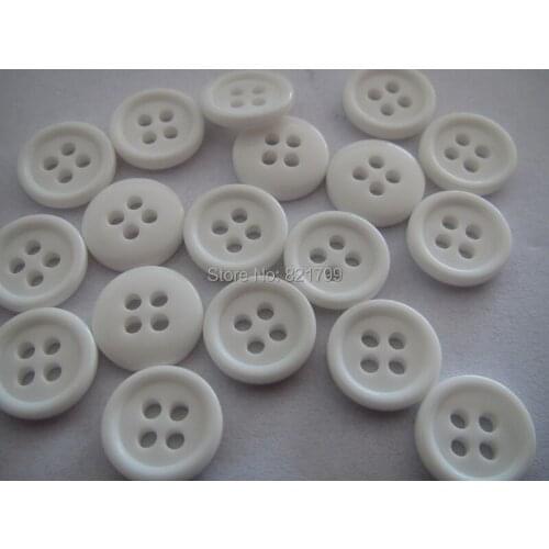 20L white button 4 holes resin button for garment bulk ployester small plastic Overalls button