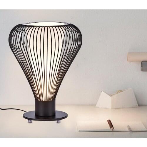 Modern Black Wire Table Lamp Creative Decor Restaurant Bar Villa Hotel Living Room Study Home Desk Light LED Suspension TA209