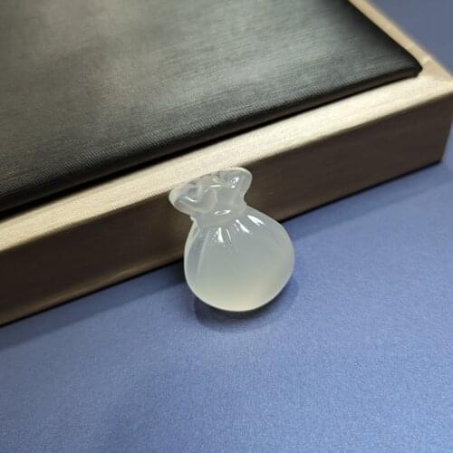 Koraba Natural Chalcedony Lucky Bag Pendant Necklace