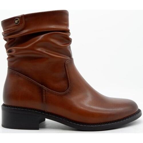 Autumn winter women vintage England style round head low heel boots belt buckle brown leather fold pattern martin boots