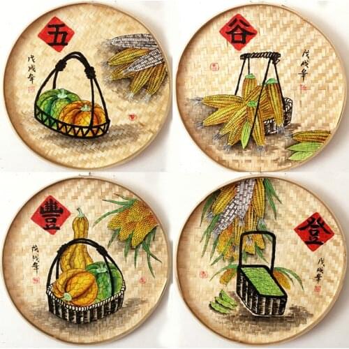 Chinese Style Handmade Hand-Painted Bamboo Weaving Dustpan Painting Decorative Basket Finished Crafts Hanging Ornaments