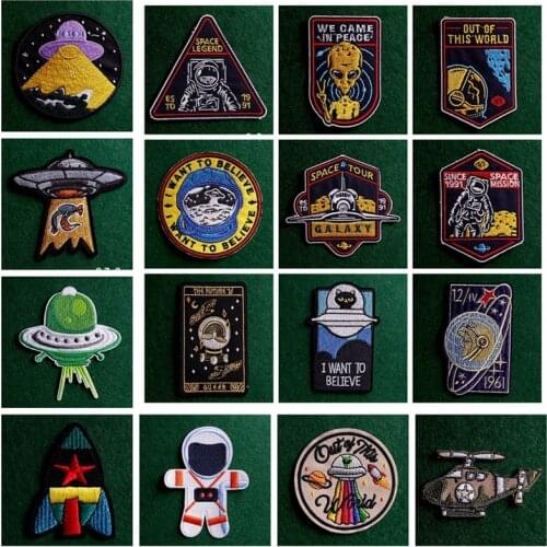 Alien Space Patch UFO Iron On Patches For Clothing Stickers Stripe Embroidered Patches For Clothes Astronaut Badges DIY Applique