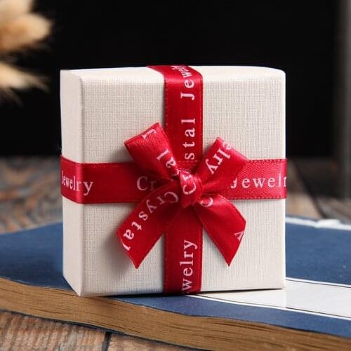 New Arrive 20 Pcs/Lot White Kraft PaperJewelry Packaging Gift Box 7.3*7.3*4.5cm Fashion Design Bulk Jewelry Box Free Shipping