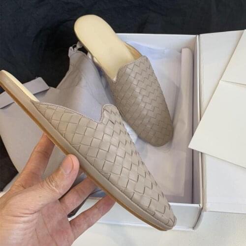 Half Slippers Women Outwear Casual Flats Cool Slippers Woven Real Leather Bag Head Women Mill Lazy Shoes Woman Flat Slides