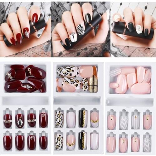 24pcs/Box Crystal False Nail with Designs Artificial Nail Tips Detachable Fake Nail Decoration Press On Nails Art Fake Extension