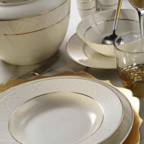 Kutahya has Porcelain Bone Kalipso 62 Piece 10767 Pattern Dinner set