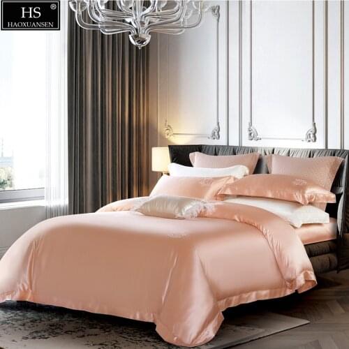 Light Pink 26Momme Mulberry Silk Bedding Sets Yarn Dyed Embroidery Duvet Cover Bed Sheets Pillowcase Fiber Queen Nordic Style