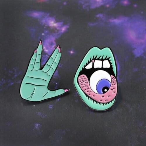 Graffiti Painting Eyes Mouth Hand Brooch Green Devil Gesture Horror Eyes Enamel Pin Leather Tote Bag Badge Friends Creative Gift