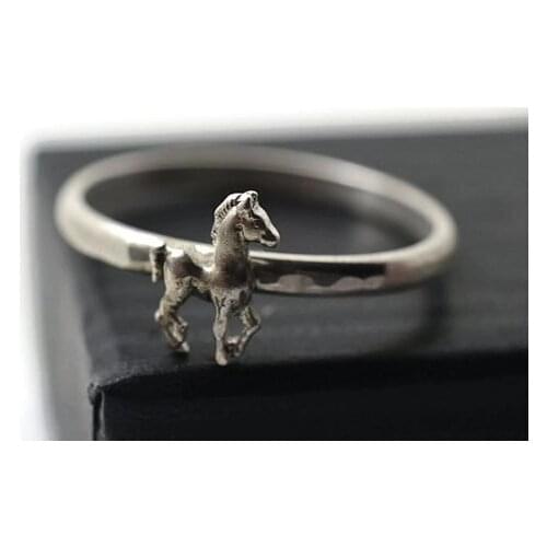 Fashion Vintage Horse Rings High Quality Brand Designer Sculpted Resting Black Men Equine Rings Women
