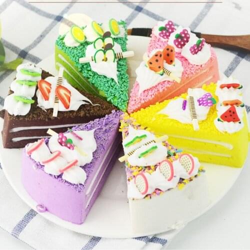 050 Simulated cake model triangular bread food props decoration of new fake fruit bakery 7*3cm