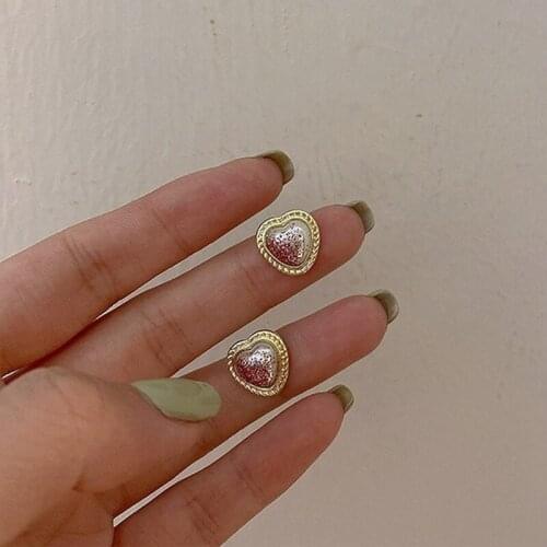 U-Magical Minimalist Love Heart Imitation Pearl Stud Earring for Women Gold Color Metallic Gradient Color Earring Jewellery