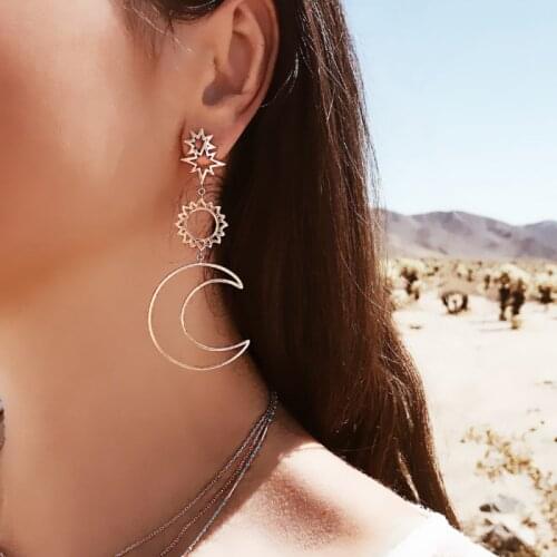 Exquisite Bohemia Hollow out Star Sun Moon Drop Earrings Women Asymmetrical Metal Vintage Geometric Earring Long Oorbellen