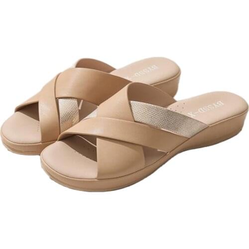 Women Slippers New Summer Comfortable Cross Wedges Beach Slippers Casual Shoes For Women Plus Size Ladies Sandals qq378